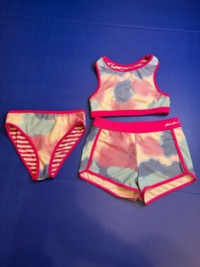 Eddie Bauer Reversable Pink and Blue Abstract Splotches/Stripes Kids 3 Piece Set